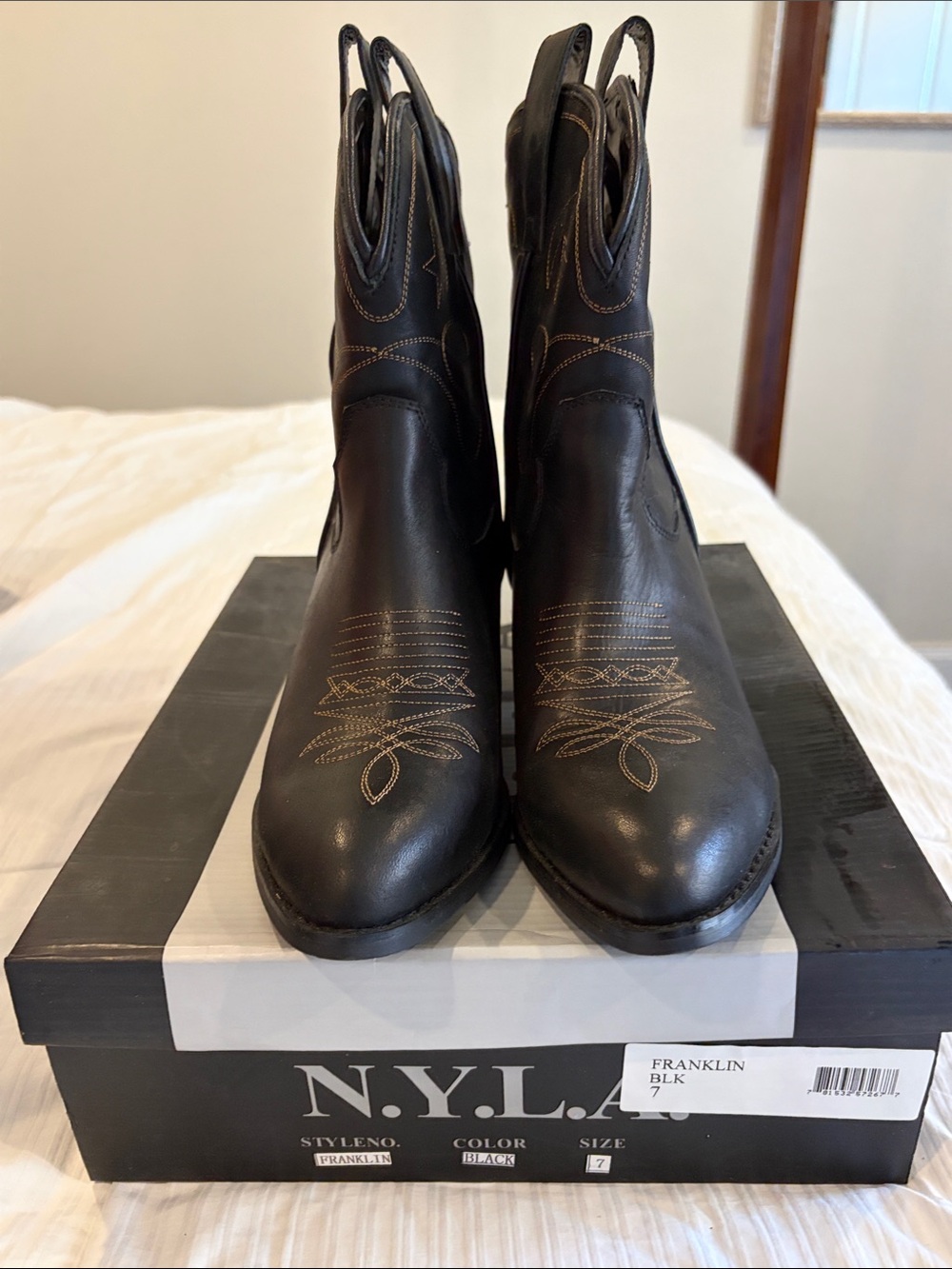 N.Y.L.A. Franklin Western Boots – Women’s Size 7 (Black)